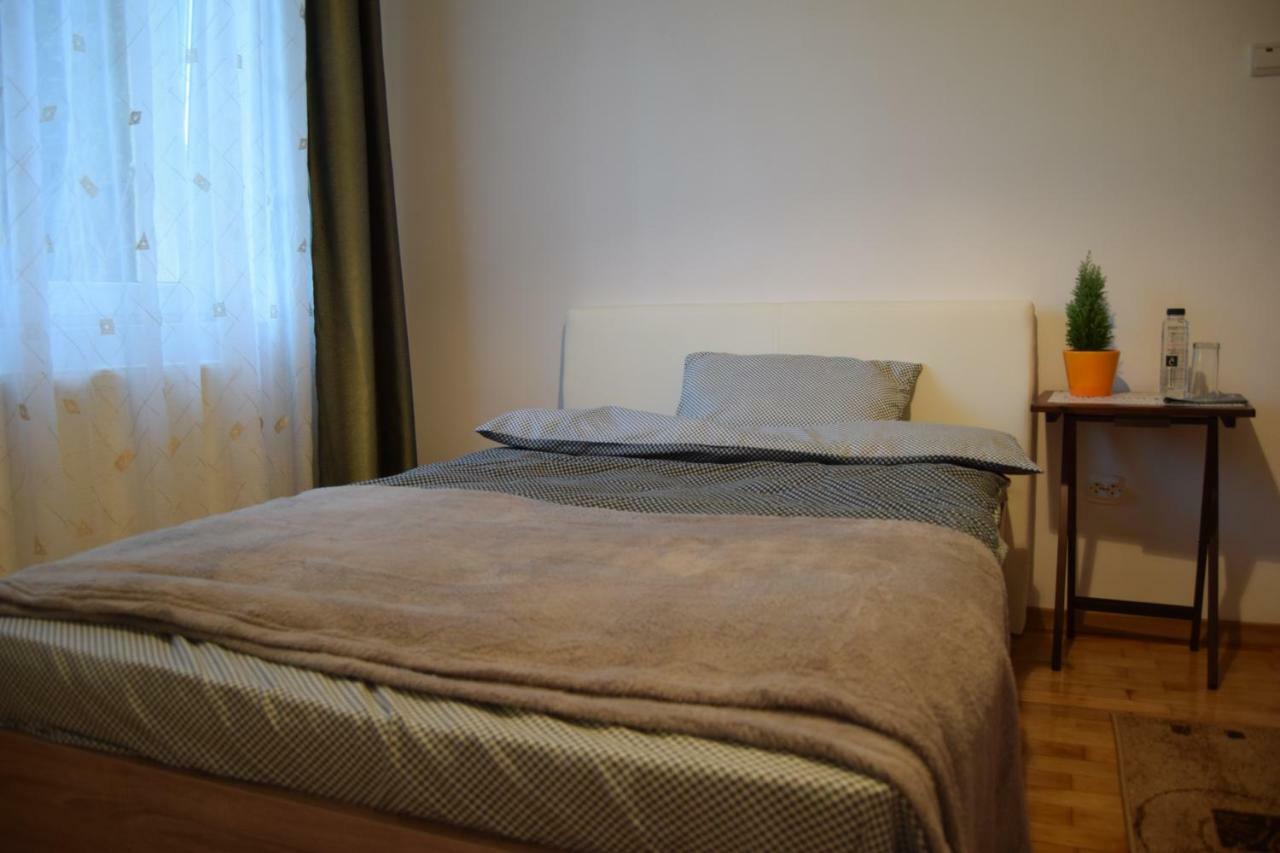Central Appartment St'S Martin Church Μπρασόβ Εξωτερικό φωτογραφία